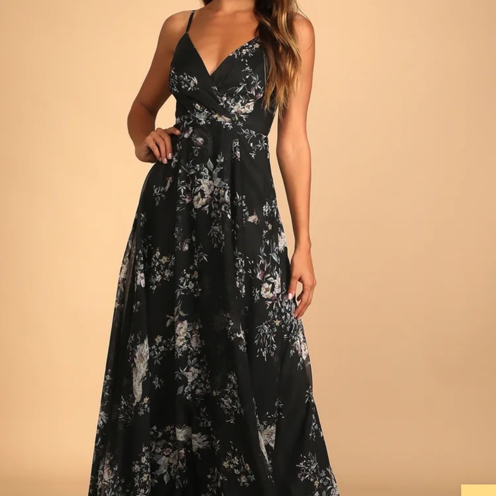 Made to Flaunt Black Floral Print Maxi Dress
